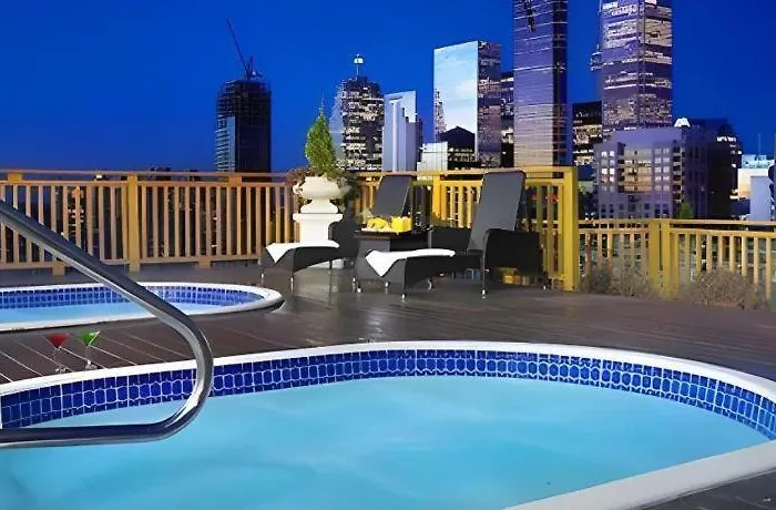 Grand & Suites